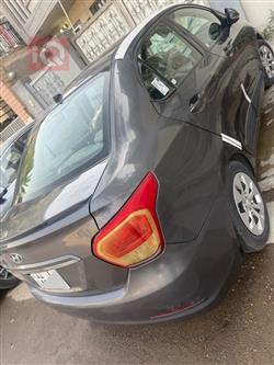 هيونداي i10